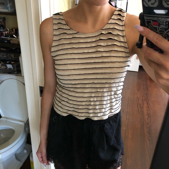 Topshop Ruffle Top - Picture 4 of 4